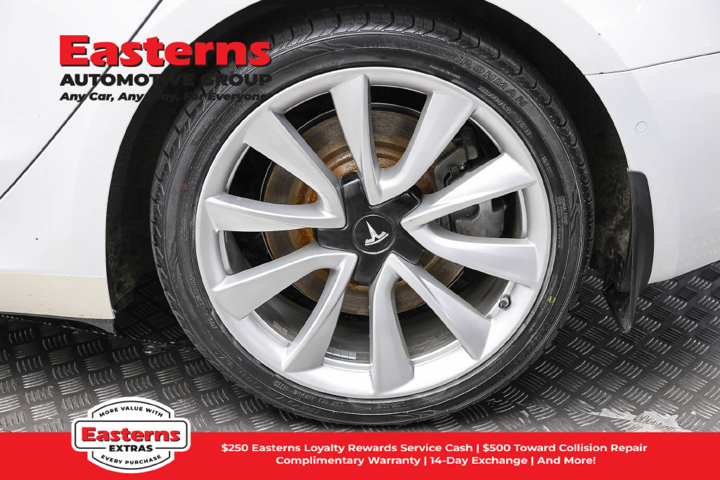 Used 2018 Tesla Model 3 Long Range AWD/4WD image 9
