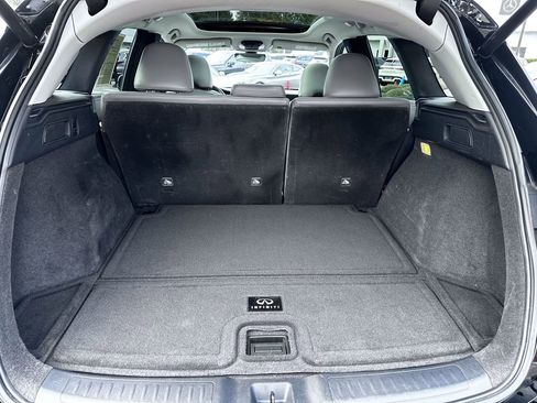 Used 2023 INFINITI QX50 Luxe w/ Accent Package image 31