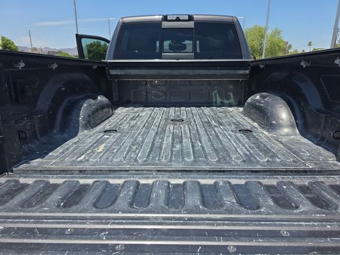 Used 2020 RAM 2500 Laramie w/ Night Edition AWD/4WD image 34