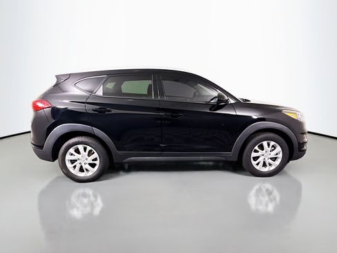 Used 2020 Hyundai Tucson Value FWD image 11