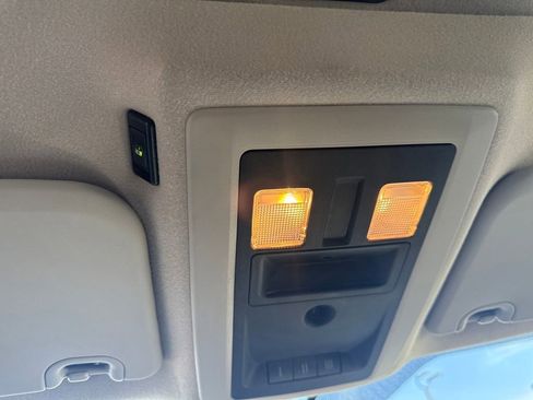 Used 2011 RAM 1500 Laramie image 28