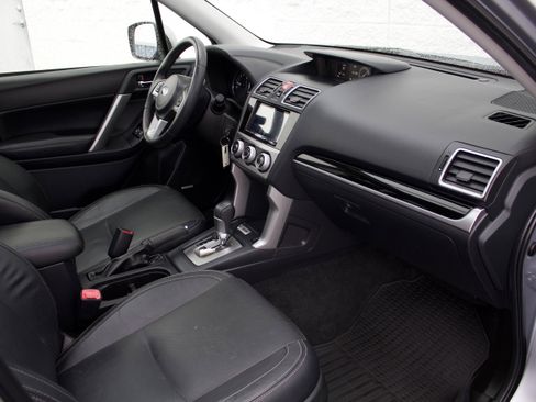 Used 2017 Subaru Forester 2.5i Limited AWD/4WD image 36