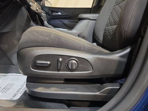 Used 2021 Chevrolet Equinox LT AWD/4WD image 14