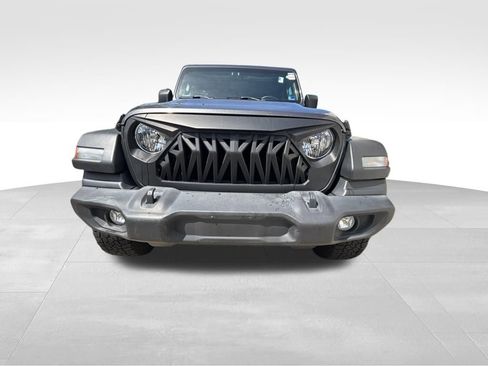 Used 2022 Jeep Wrangler Unlimited Sport AWD/4WD image 2