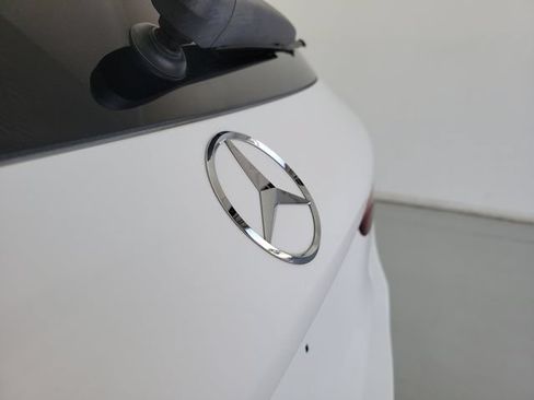 Used 2022 Mercedes-Benz GLC 300 w/ AMG Line image 9