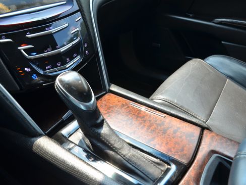 Used 2018 Cadillac XTS Luxury AWD/4WD image 42