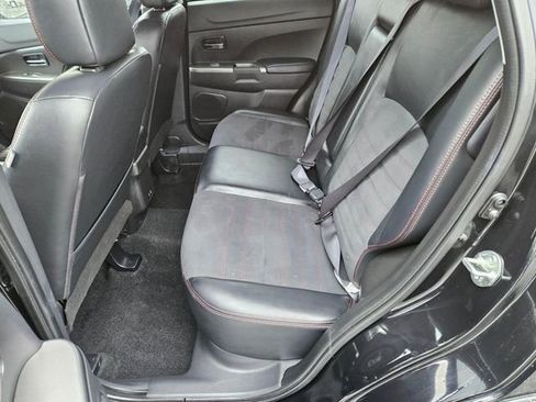 Used 2024 Mitsubishi Outlander Sport SE AWD/4WD image 17