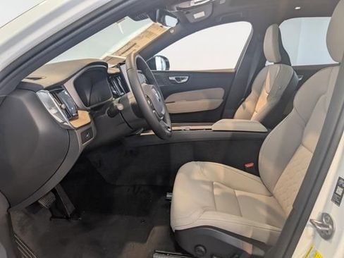 New 2026 Volvo XC60 B5 Plus w/ Protection Package Premier image 9