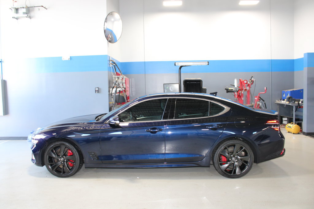 Used 2023 Genesis G70 3.3T w/ Sport Prestige Package AWD/4WD image 10