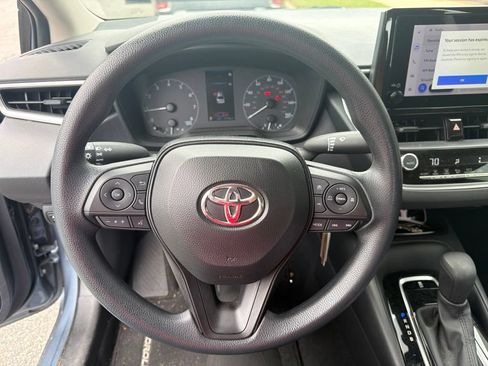Used 2023 Toyota Corolla LE FWD image 19
