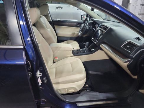 Used 2018 Subaru Outback 3.6R Limited image 4
