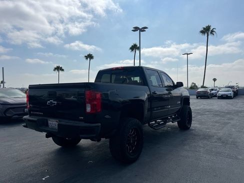 Used 2018 Chevrolet Silverado 1500 LTZ Z71 w/ LTZ Plus Package AWD/4WD image 5