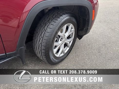 Used 2021 Jeep Grand Cherokee L Limited image 10