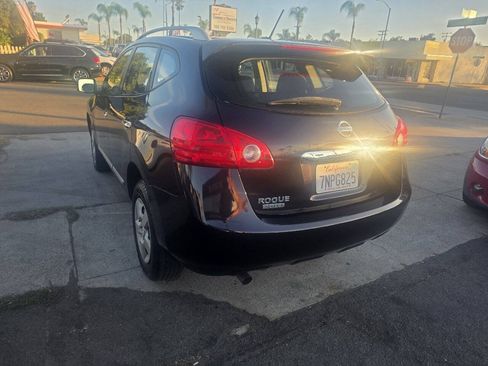 Used 2014 Nissan Rogue S w/ Convenience Package FWD image 3