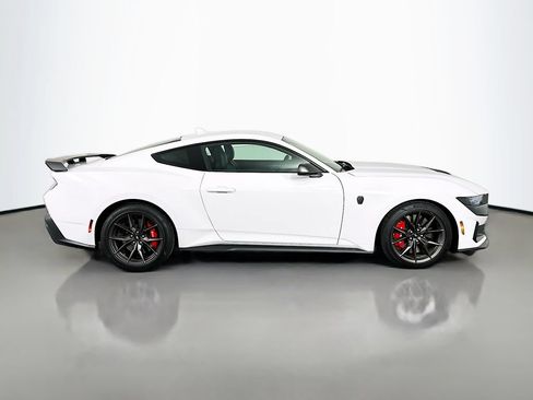 Used 2026 Ford Mustang Dark Horse RWD image 9