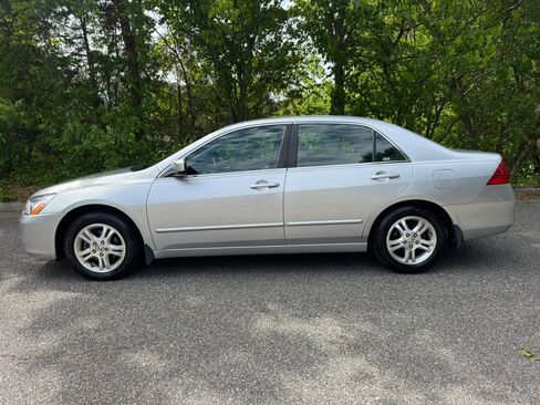Used 2007 Honda Accord SE image 4