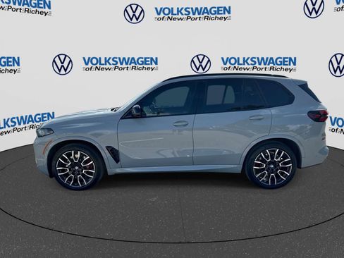Used 2024 BMW X5 M60i w/ Parking Assistance Package AWD/4WD image 11