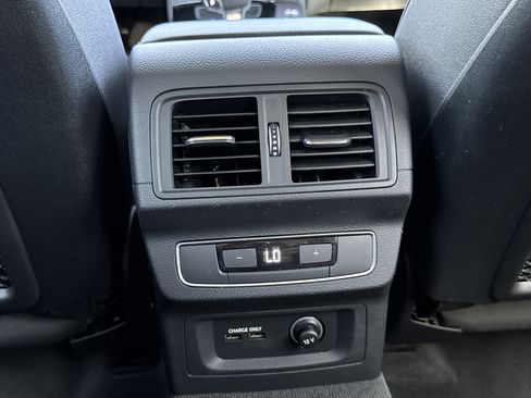 Used 2023 Audi Q5 2.0T Premium Plus AWD/4WD image 16