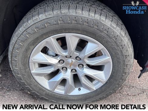 Used 2022 Chevrolet Silverado 1500 Custom w/ Safety Confidence Package RWD image 8