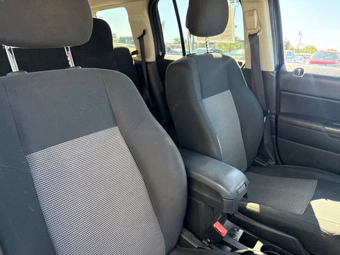 Used 2014 Jeep Patriot Sport w/ Power Value Group AWD/4WD image 33