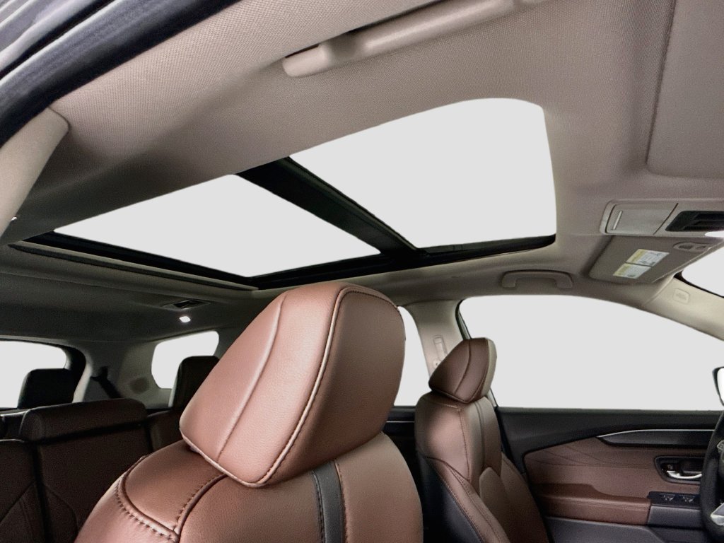 New 2026 Honda Pilot Touring image 18