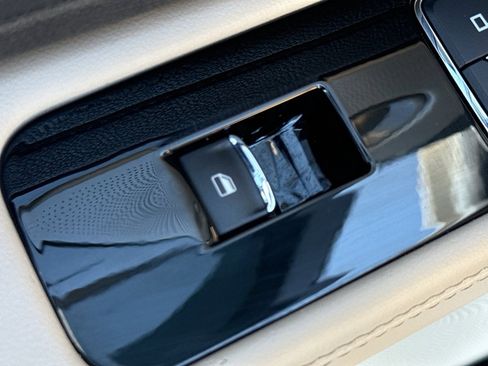 Used 2022 Lincoln Aviator Reserve w/ Equipment Group 201A image 30