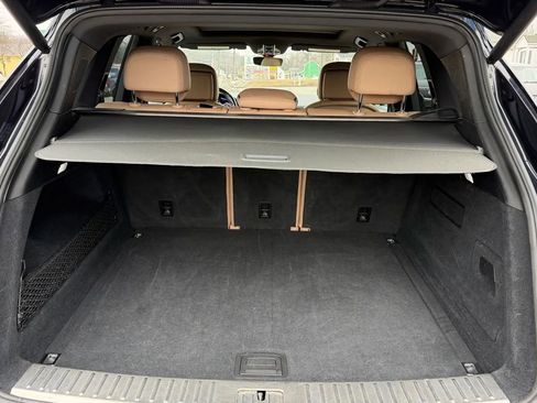 Used 2019 Porsche Cayenne S w/ Premium Plus Package image 12