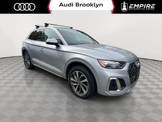 Used 2022 Audi Q5 2.0T Premium Plus w/ Premium Plus Package AWD/4WD image 1