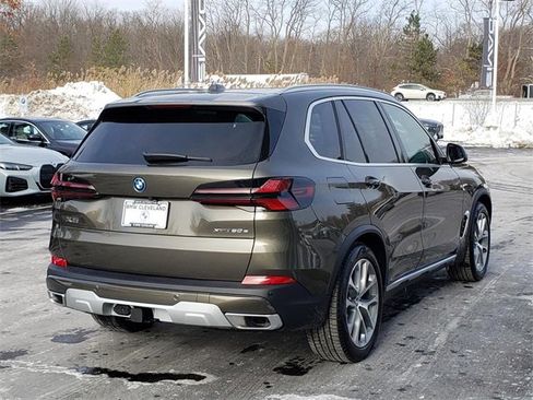 New 2026 BMW X5 xDrive50e w/ Climate Comfort Package image 5
