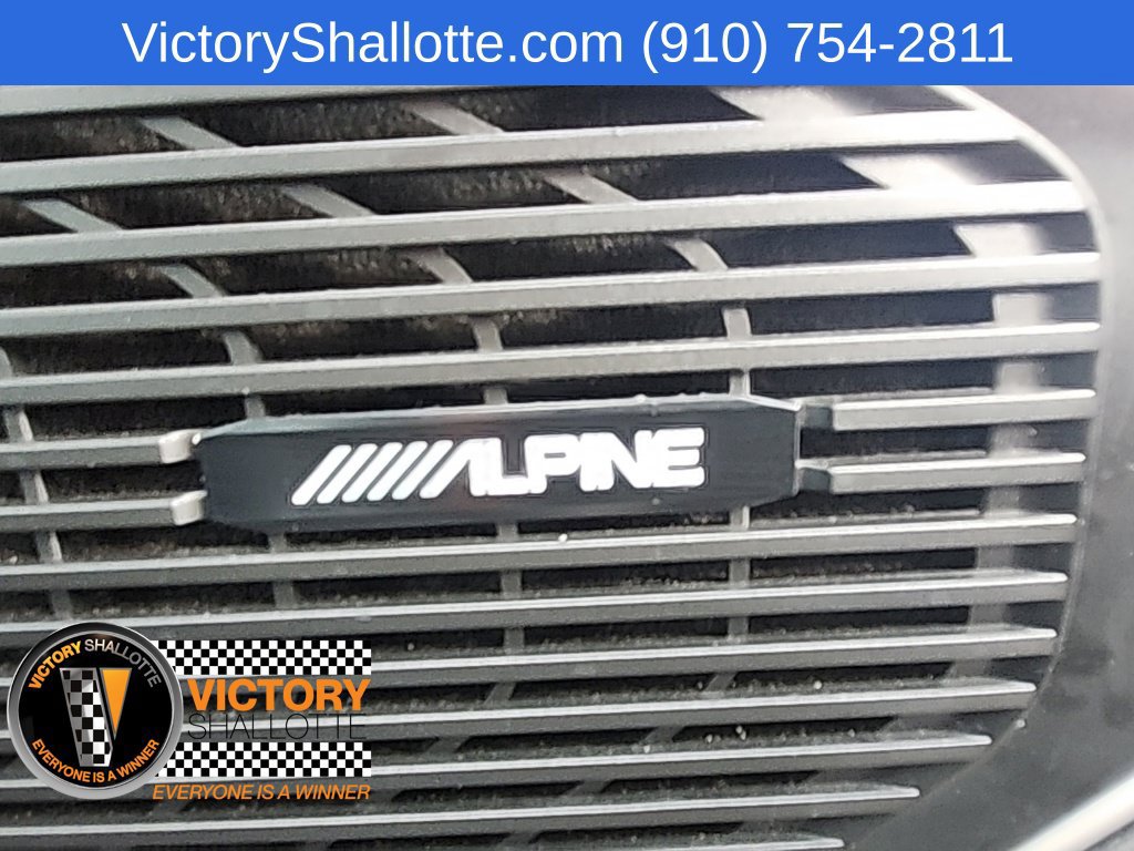 Certified 2024 Jeep Wagoneer Series II AWD/4WD image 33