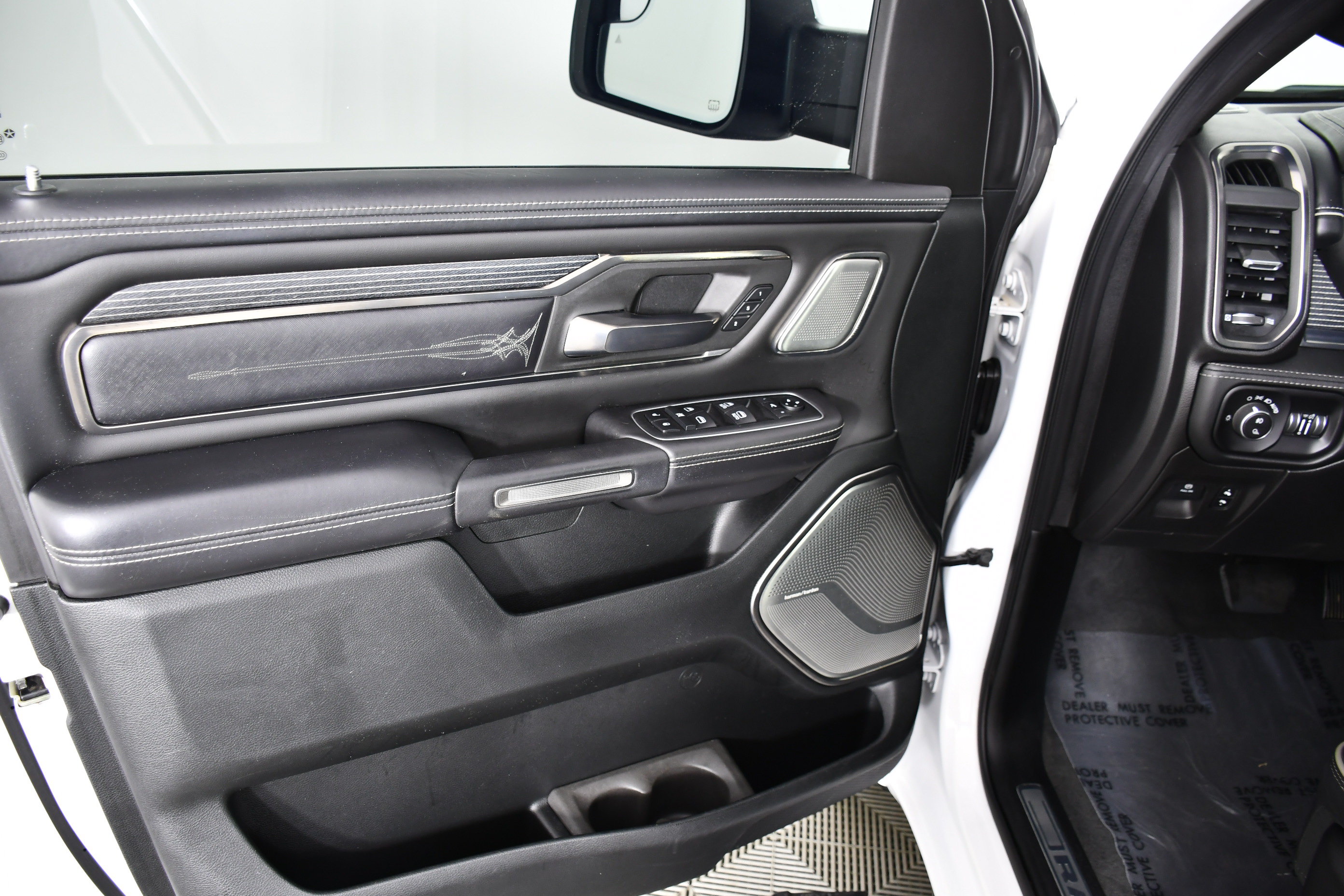 Used 2020 RAM 1500 Limited AWD/4WD image 38