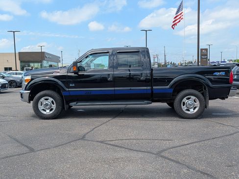 Used 2016 Ford F250 XLT w/ Camper Package AWD/4WD image 2