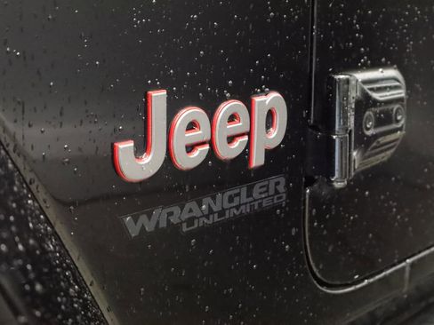 Certified 2021 Jeep Wrangler Unlimited Rubicon AWD/4WD image 19