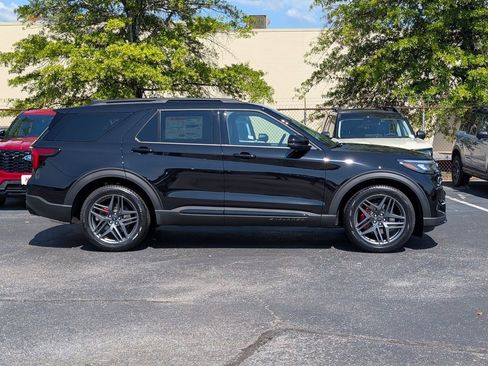 New 2025 Ford Explorer ST w/ Sun And Sound Package image 3