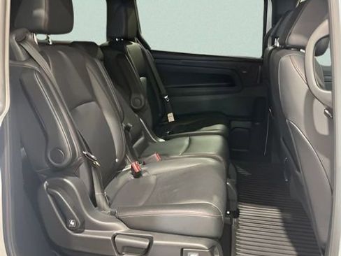 Used 2025 Honda Odyssey Sport-L image 40
