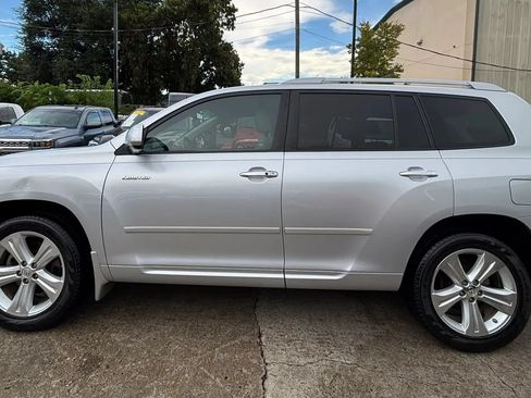 Used 2008 Toyota Highlander Limited FWD image 3