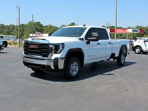 Used 2024 GMC Sierra 2500 Pro w/ Convenience Package image 9