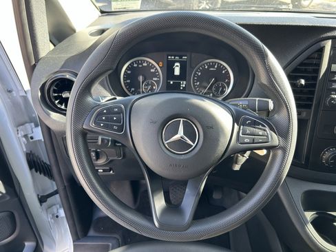 Used 2023 Mercedes-Benz Metris Passenger image 19