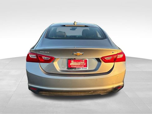 Used 2024 Chevrolet Malibu LT FWD image 4