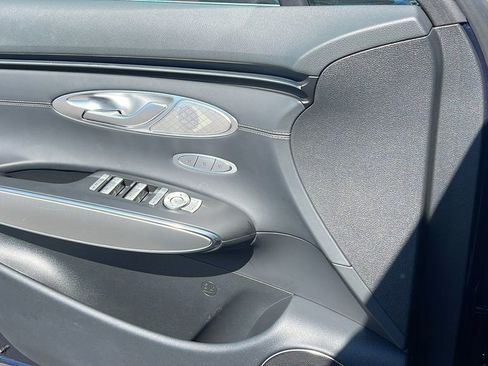 Used 2025 Genesis GV70 2.5T w/ Select Package image 26