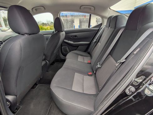 Used 2024 Nissan Sentra SV image 18