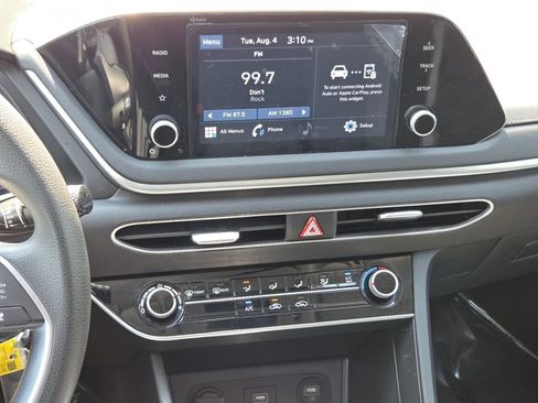 Used 2023 Hyundai Sonata SE FWD image 32