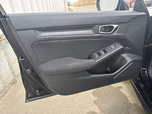 Used 2025 Honda Civic Sport image 7