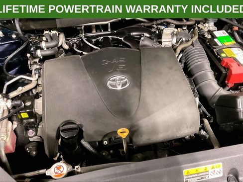 Used 2022 Toyota Highlander XLE image 41