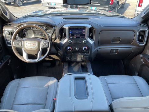 Used 2021 GMC Sierra 1500 SLT image 25