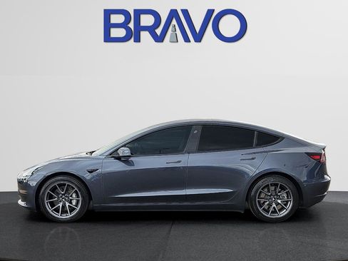 Used 2023 Tesla Model 3 Standard Range image 6