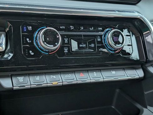 New 2026 GMC Sierra 3500 Denali Ultimate AWD/4WD image 13