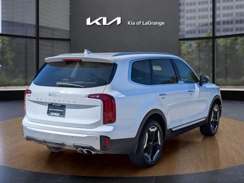 Used 2024 Kia Telluride S image 8