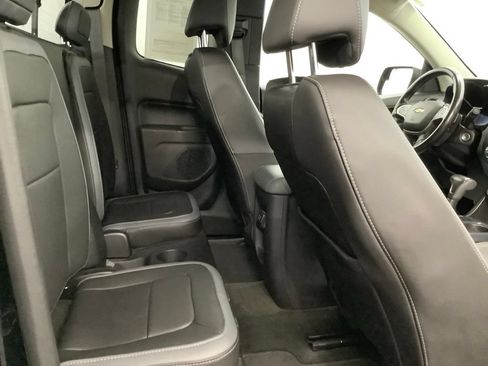 Used 2018 Chevrolet Colorado Z71 AWD/4WD image 25