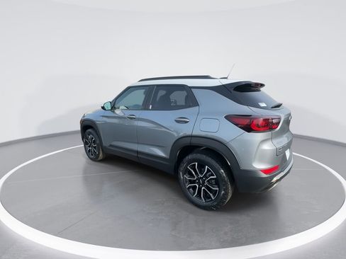 Used 2025 Chevrolet TrailBlazer ACTIV w/ Convenience Package image 6